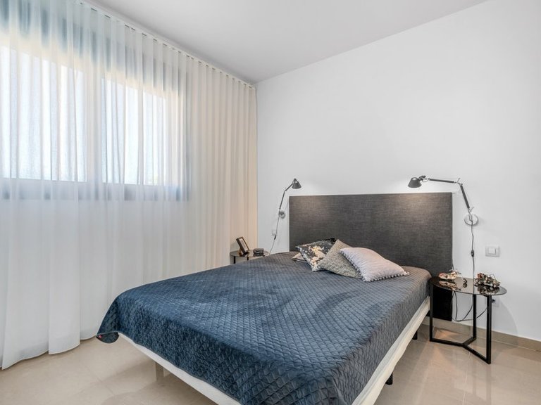 Villa for Sale in Guardamar Del Segura, Alicante 26