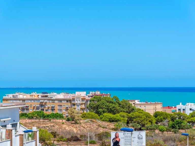 Villa for Sale in Guardamar Del Segura, Alicante 50