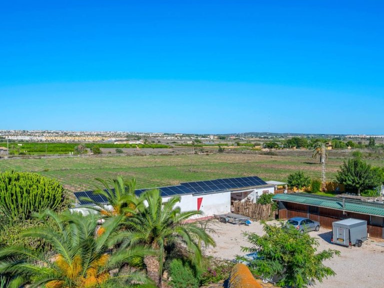 Country House for Sale in Los Montesinos, Alicante 46