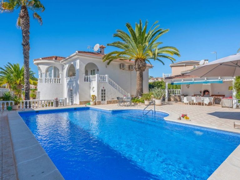 Villa for Sale in Ciudad Quesada, Alicante 1