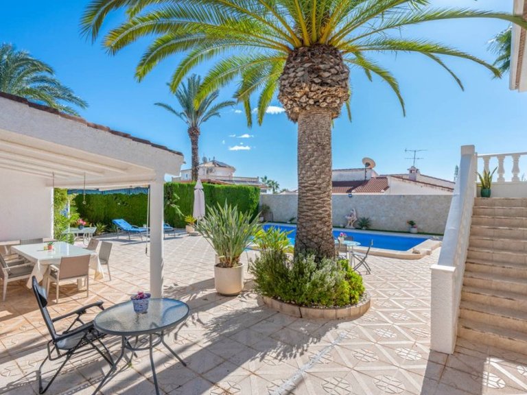Villa for Sale in Ciudad Quesada, Alicante 27