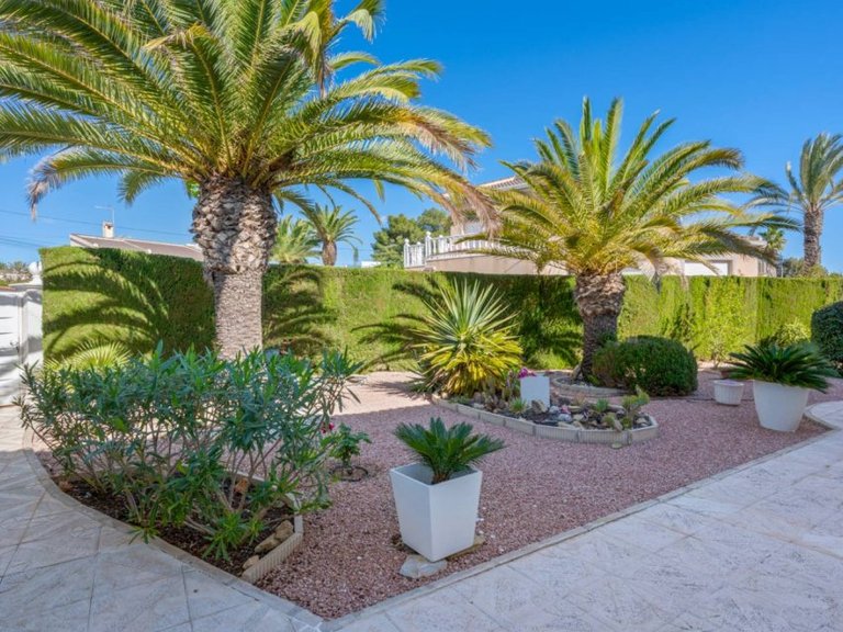 Villa for Sale in Ciudad Quesada, Alicante 42