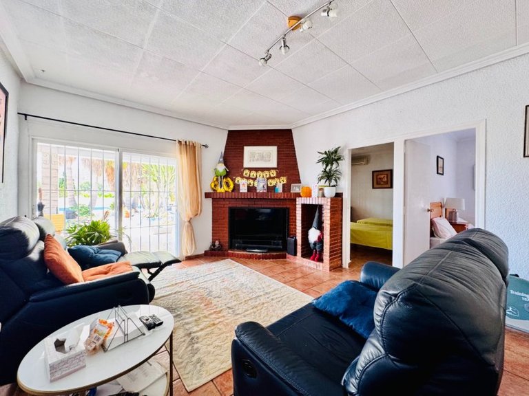 Villa for Sale in Aspe, Alicante 20