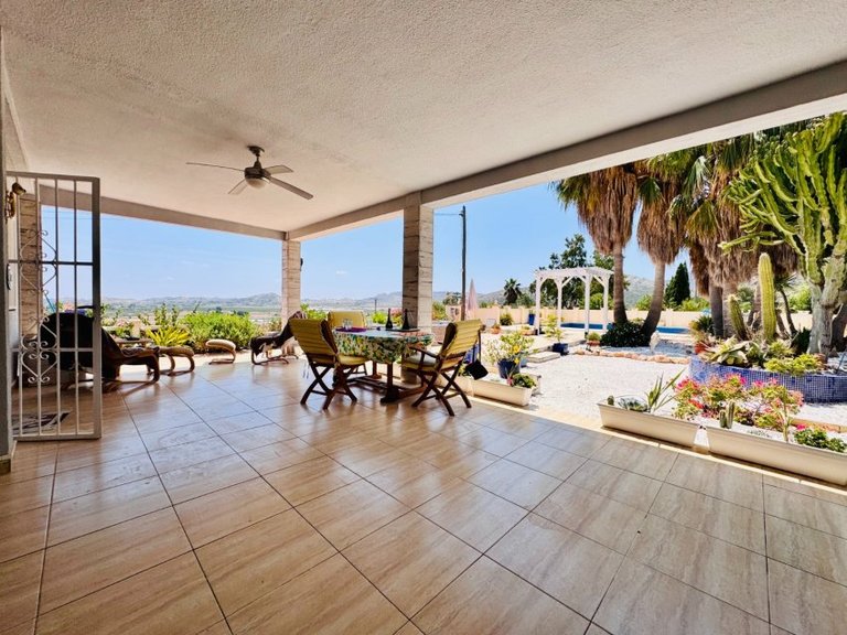 Villa for Sale in Aspe, Alicante 46