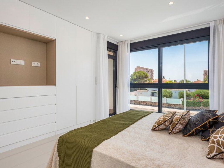 Villa for Sale in Playa Paraiso, Murcia 26