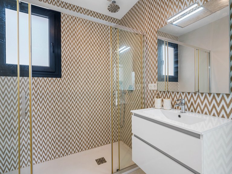 Villa for Sale in Lomas de Cabo Roig, Orihuela Costa, Alicante 19