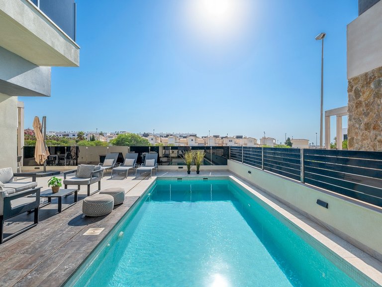 Villa for Sale in Lomas de Cabo Roig, Orihuela Costa, Alicante 2
