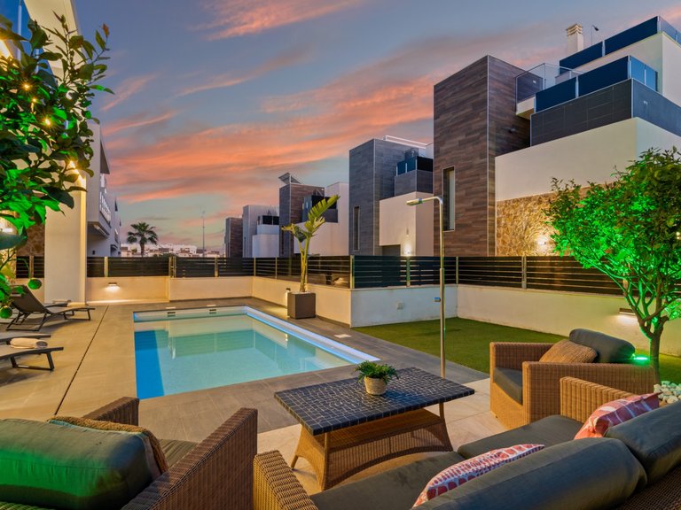 Villa for Sale in Lomas de Campoamor, Orihuela Costa, Alicante 8