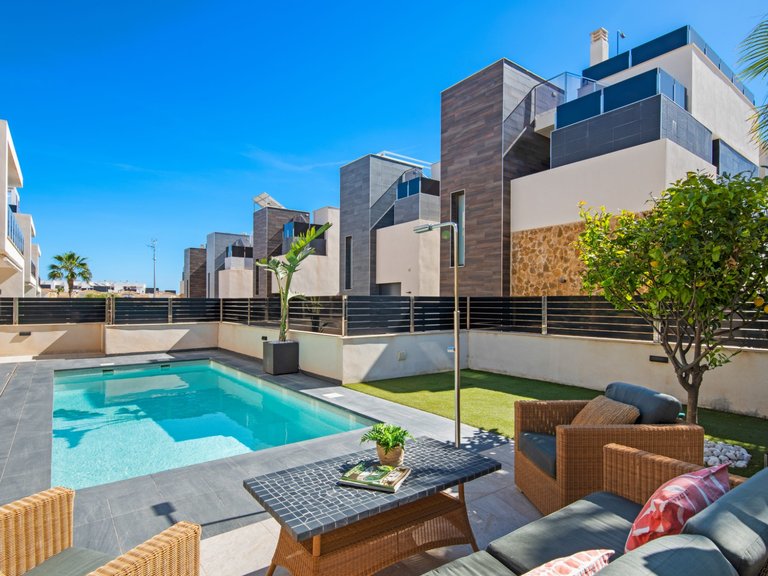Villa for Sale in Lomas de Campoamor, Orihuela Costa, Alicante 22