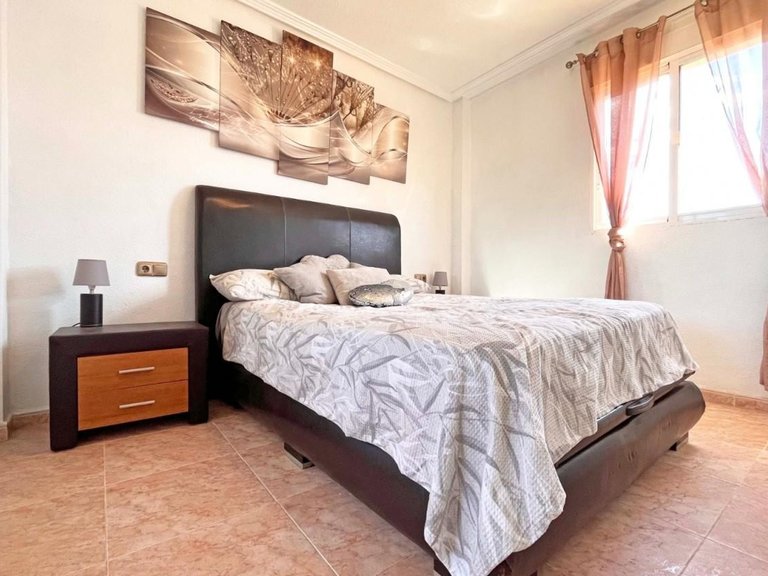 Villa for Sale in Costa Blanca La Zenia, Alicante 7