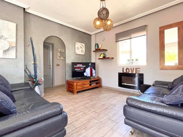 Villa for Sale in Costa Blanca La Zenia, Alicante 21