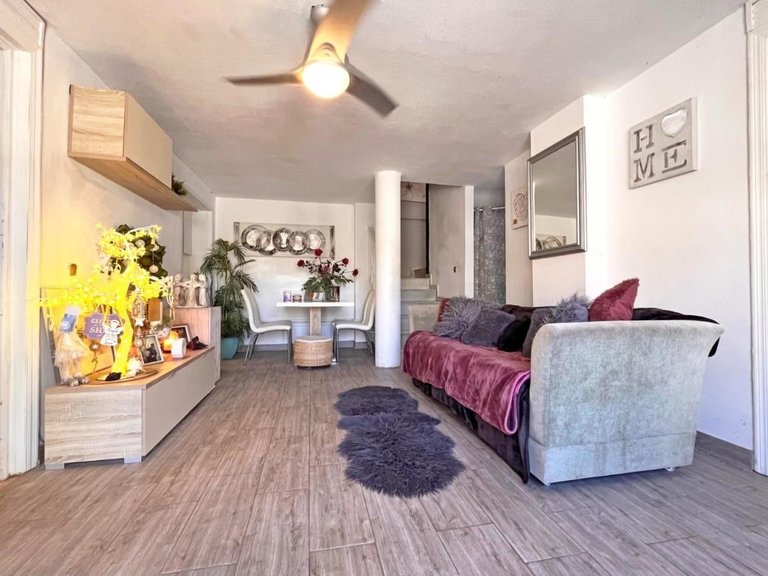 Villa for Sale in Costa Blanca La Zenia, Alicante 36