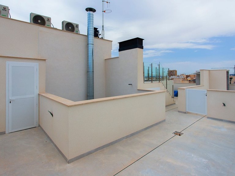 Apartment for Sale in Costa Blanca Torrevieja, Alicante 24