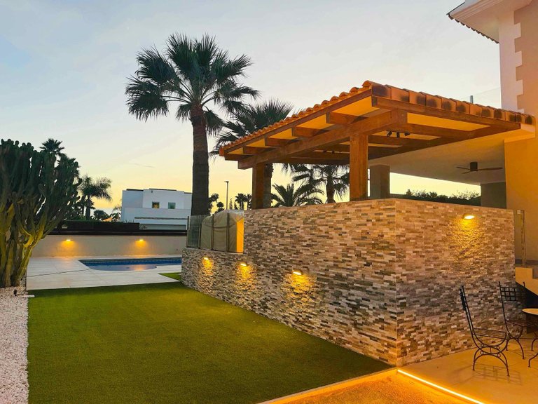 Villa for Sale in Costa Blanca Alfas Del Pi, Alicante 46