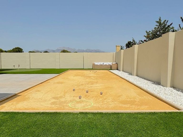 Villa for Sale in Costa Blanca Alfas Del Pi, Alicante 40