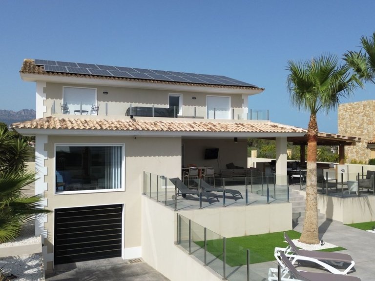 Villa for Sale in Costa Blanca Alfas Del Pi, Alicante 34
