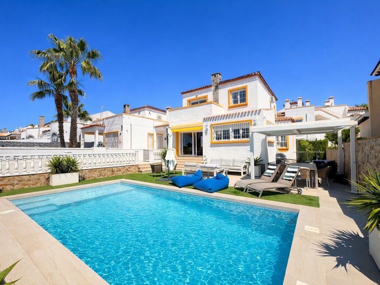 Villa for Sale in Inland Los Dolses, Alicante 19
