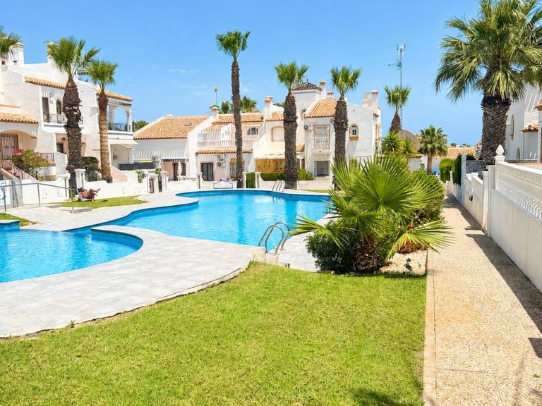 Apartment for Sale in Los Dolses, Alicante 28