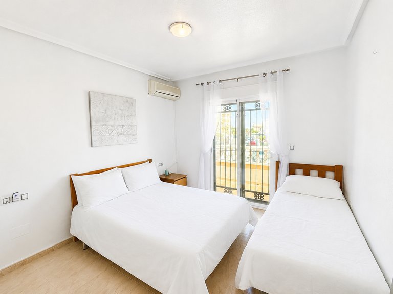 Town House for Sale in Campoamor, Alicante 14