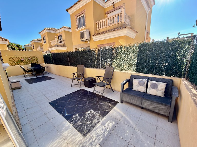 Villa for Sale in Guardamar, Alicante 25