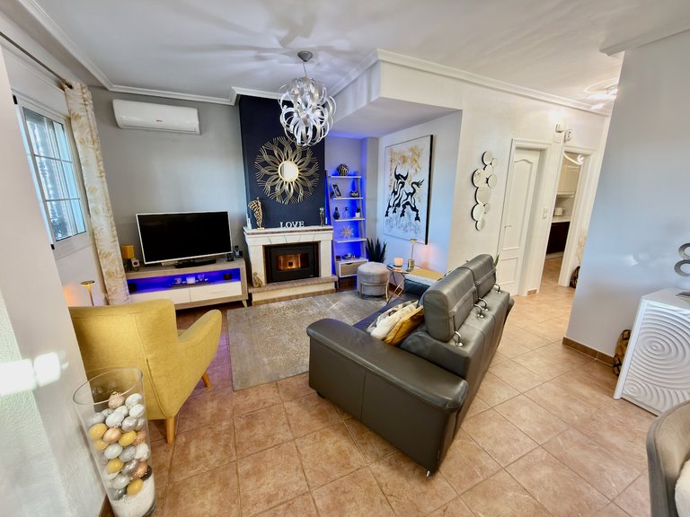 Villa for Sale in Guardamar, Alicante 4