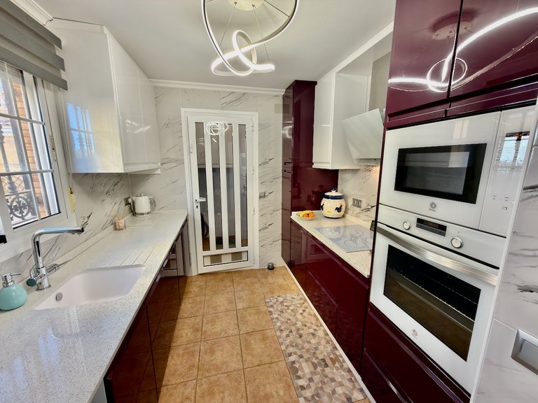 Villa for Sale in Guardamar, Alicante 3