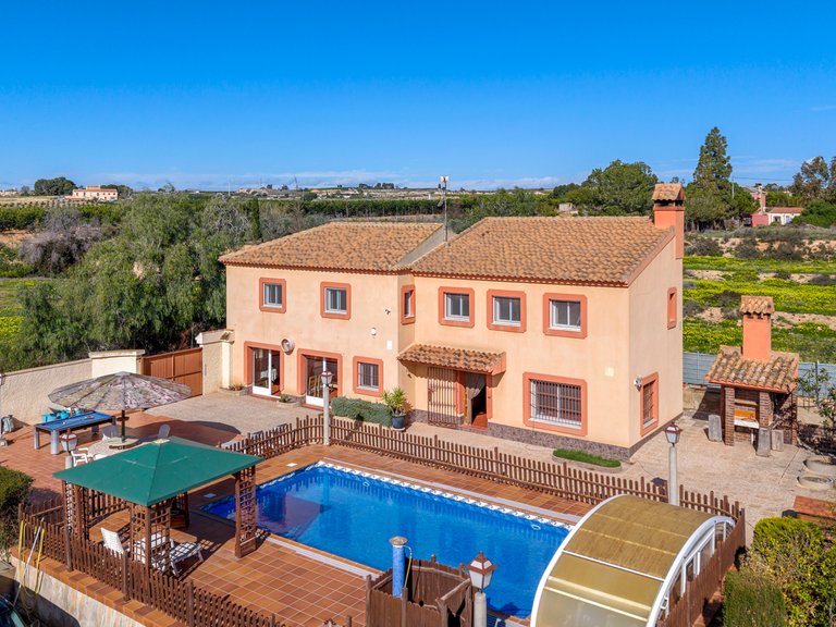 Country House for Sale in Los Montesinos, Alicante 1