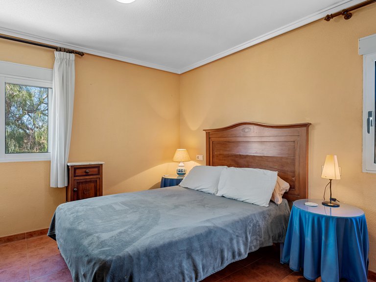 Country House for Sale in Los Montesinos, Alicante 11