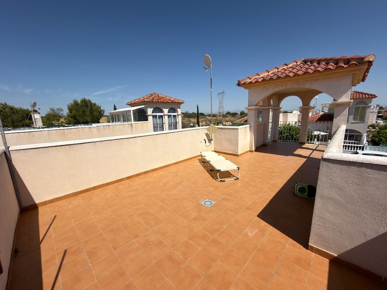 Villa for Sale in Algorfa, Alicante 16