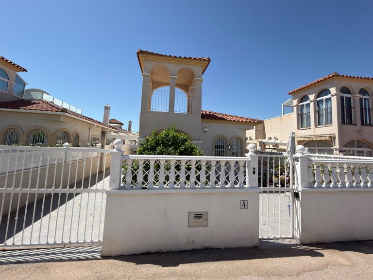 Villa for Sale in Algorfa, Alicante 18
