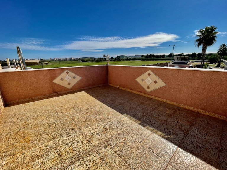 Villa for Sale in Guardamar Del Segura, Alicante 20
