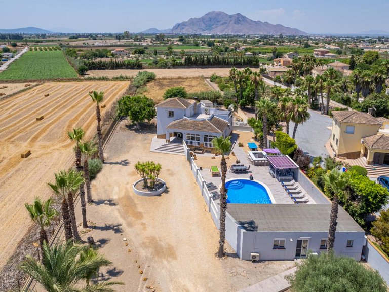 Country House for Sale in Catral, Alicante 1
