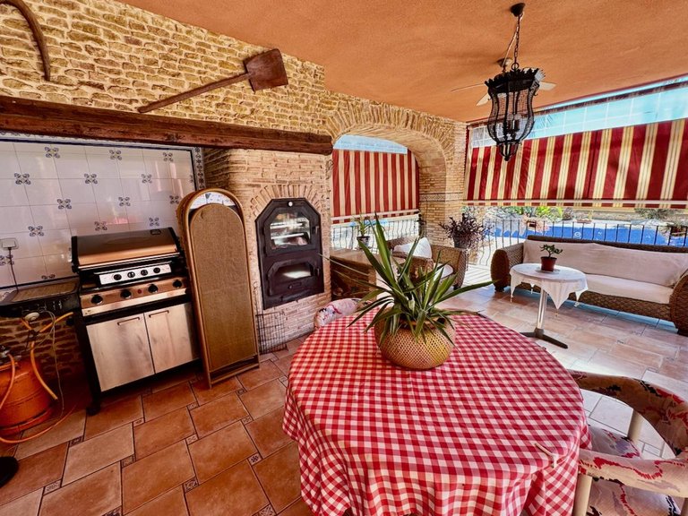 Country House for Sale in Los Montesinos, Alicante 23