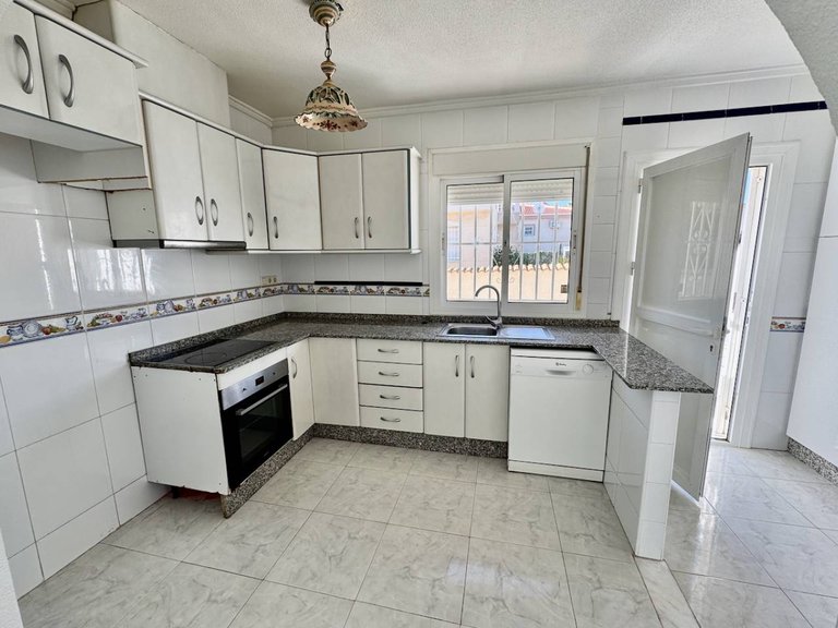 Villa for Sale in Lo Pepin, Ciudad Quesada, Alicante 3