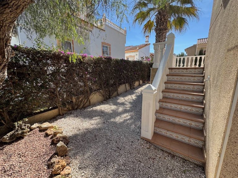 Villa for Sale in Montemar, Algorfa, Alicante 19