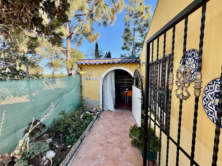 Country House for Sale in Guardamar Del Segura, Alicante 23