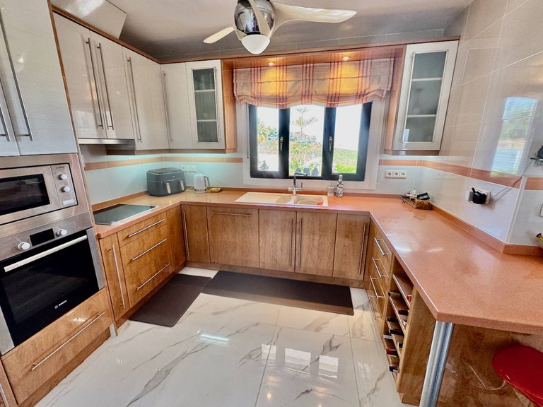 Villa for Sale in Lomas De La Juliana, Algorfa, Alicante 10