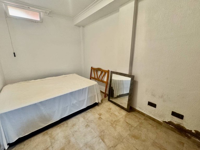 Villa for Sale in Guardamar Del Segura, Alicante 10