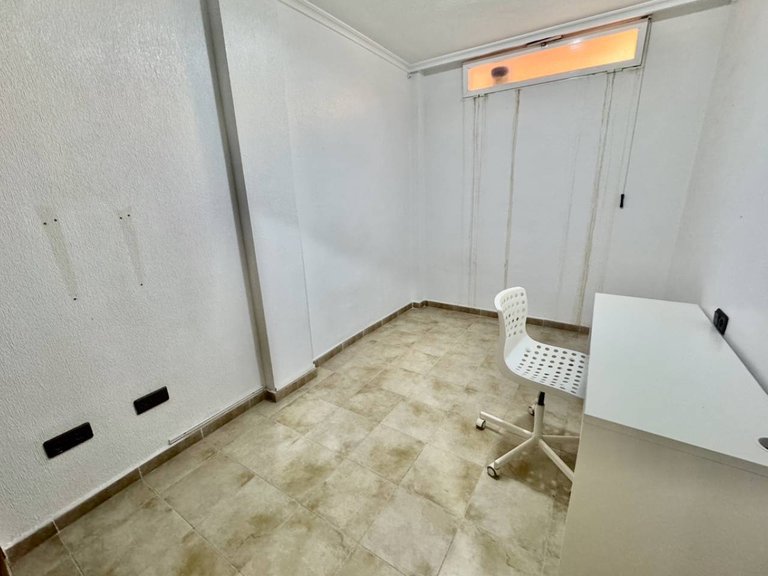 Villa for Sale in Guardamar Del Segura, Alicante 12