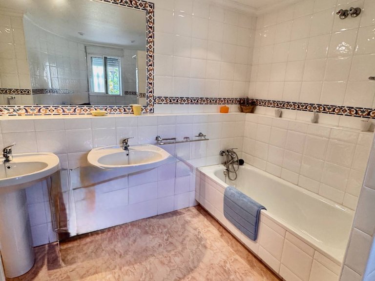 Villa for Sale in Benferri, Alicante 17