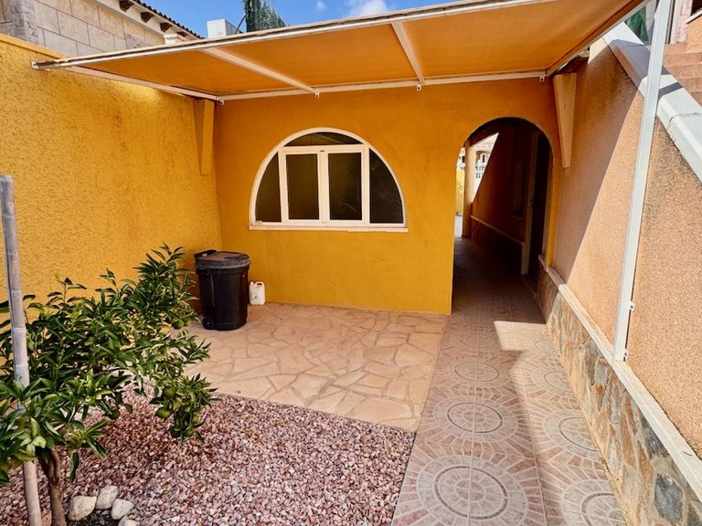 Villa for Sale in Benferri, Alicante 31