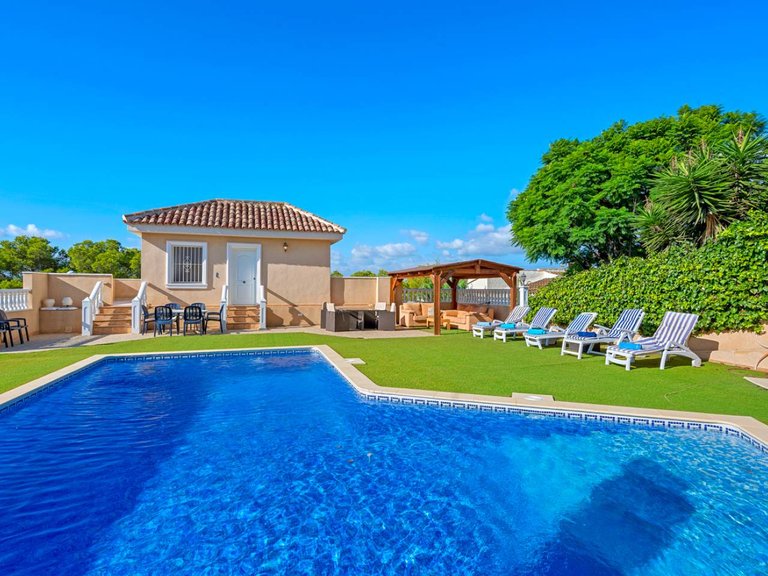 Villa for Sale in Ciudad Quesada, Alicante 3