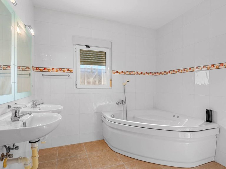 Villa for Sale in Ciudad Quesada, Alicante 32