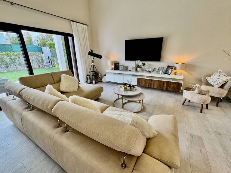 Villa for Sale in La Finca Golf, Alicante 9