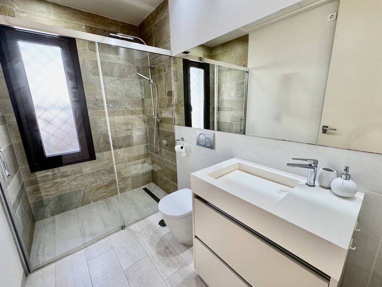 Villa for Sale in La Finca Golf, Alicante 15