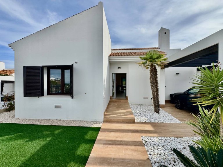 Villa for Sale in La Finca Golf, Alicante 22