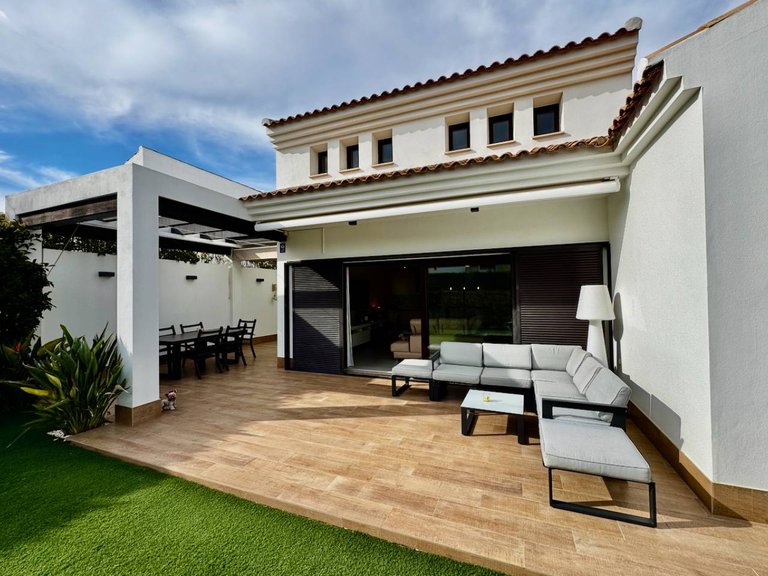 Villa for Sale in La Finca Golf, Alicante 23