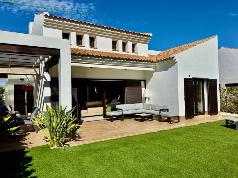 Villa for Sale in La Finca Golf, Alicante 1