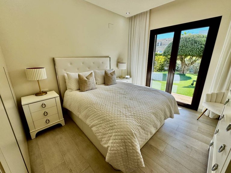 Villa for Sale in La Finca Golf, Alicante 14