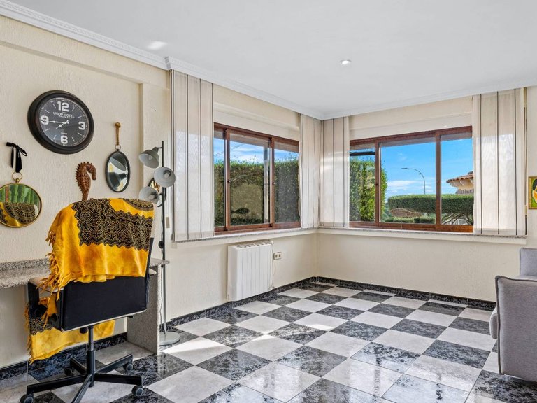 Villa for Sale in Castillo De Montemar, Algorfa, Alicante 38